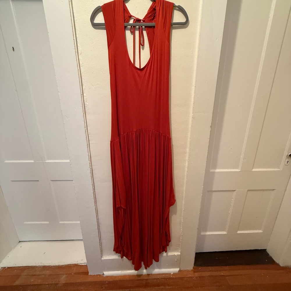 Elegant Red Sleeveless Dress